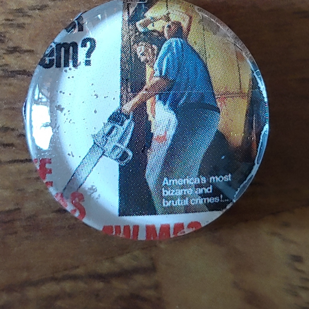 Texas Chainsaw Massacre Glass Magnet